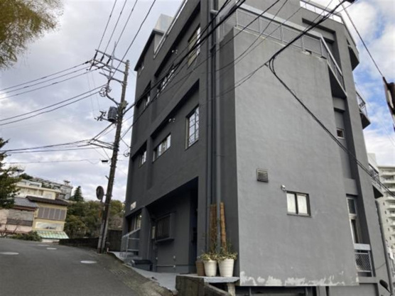 【外観】 | 熱海市桃山町　売一棟マンション | 西側より