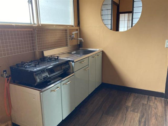 【キッチン】 | 熱海市桃山町　売一棟マンション