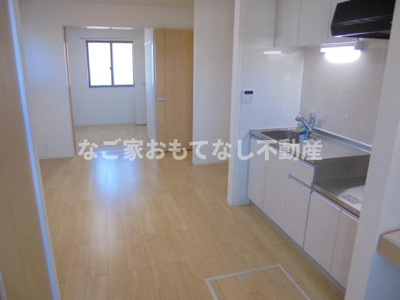 【居間・リビング】 | シャトル朝日 | 同型タイプ