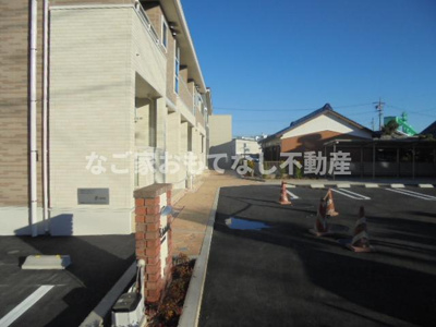 【駐車場】 | シャトル朝日