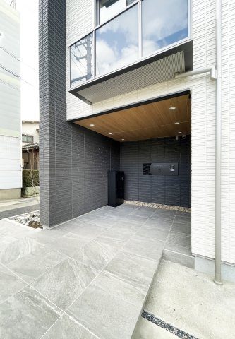 グランフォーレ蔵本のエントランス