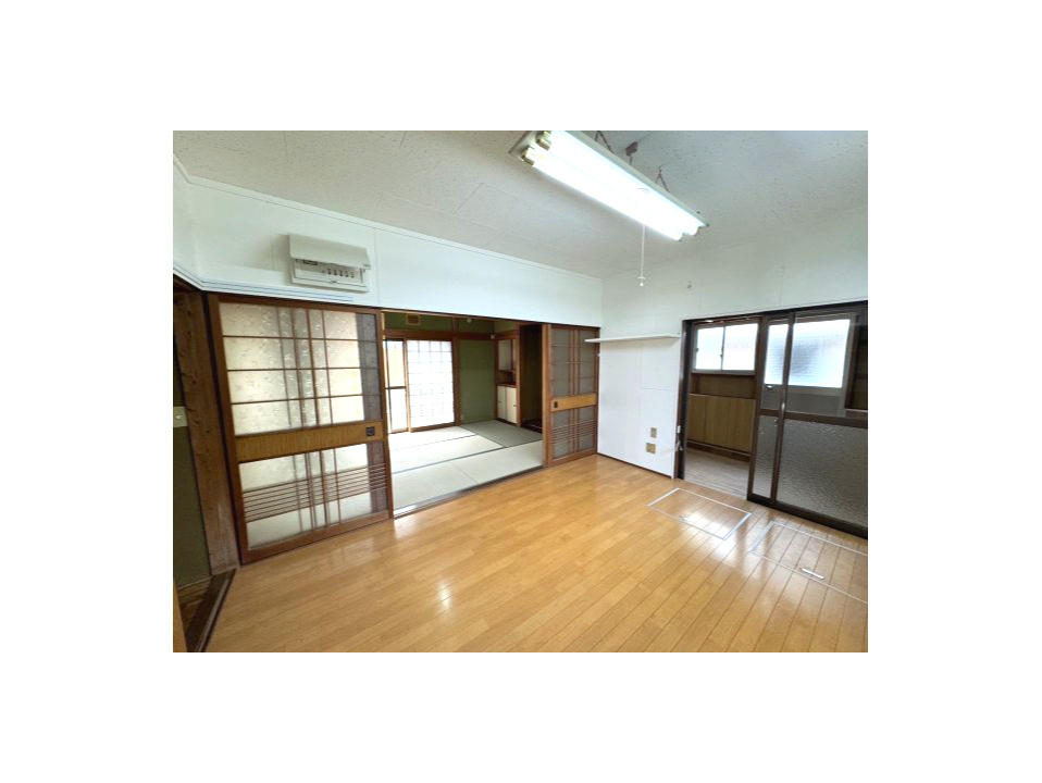 熊取町大久保南4丁目　中古戸建のダイニング|西小学校まで歩いて約2分