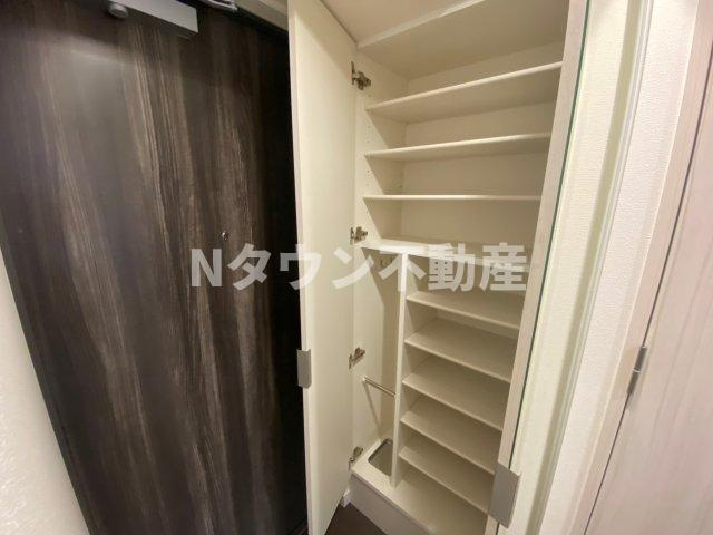 【収納】 | プレサンス広小路通今池 | 玄関収納です