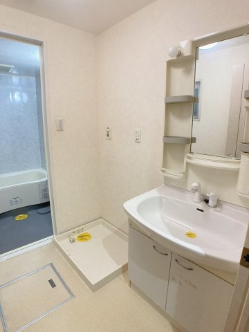 サンライズエモトの独立洗面台