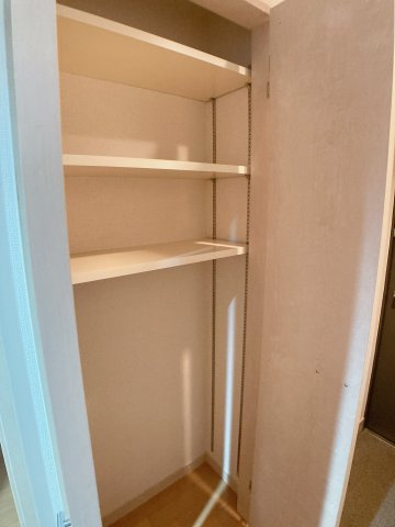 サンライズエモトの収納