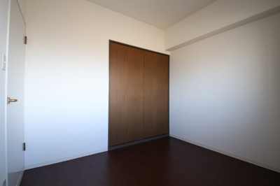 【洋室】 | メルベーユ