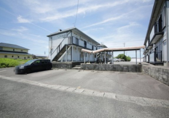 Phlox五反田の駐車場