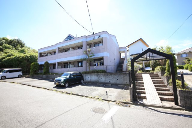 ハートピア草木の駐車場