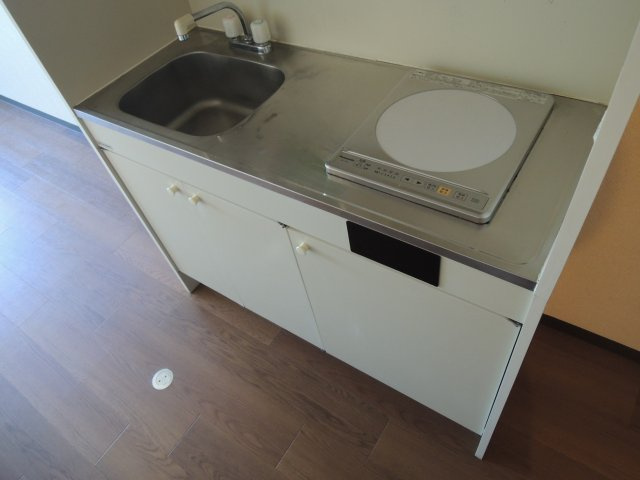 コートニュータウンのキッチン|IHコンロ1口付き【コートニュータウン】