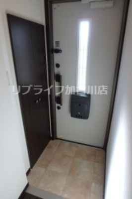 【玄関】 | クレセント | 写真は201