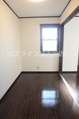 【寝室】 | クレセント | 写真は201