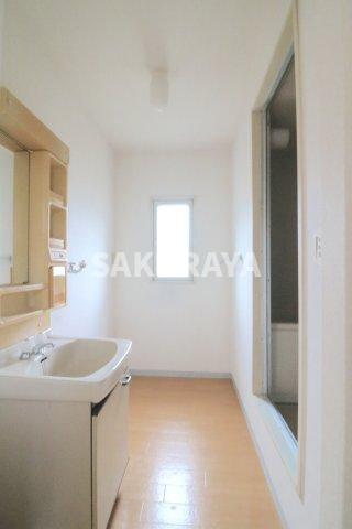 パークヴィレッジの洗面所|2023年撮影。現況と異なる場合がございます。