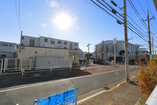 リブリ・フルールの内装