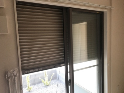 【セキュリティ】 | コルニオーロ | 防犯シャッターついてます！