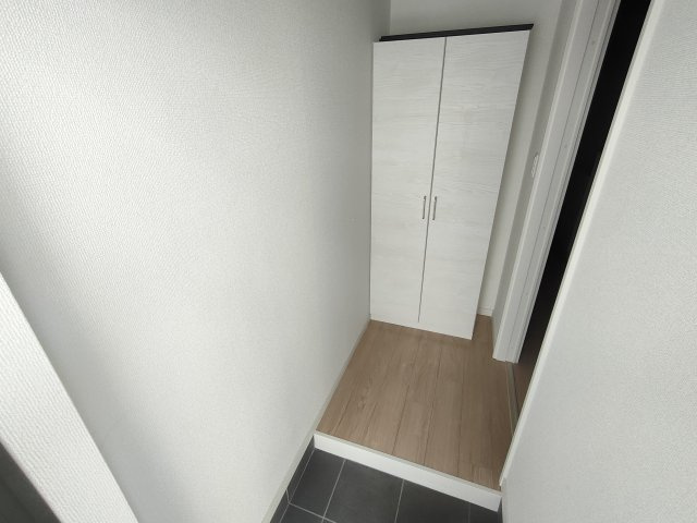 maisonette park美園の玄関