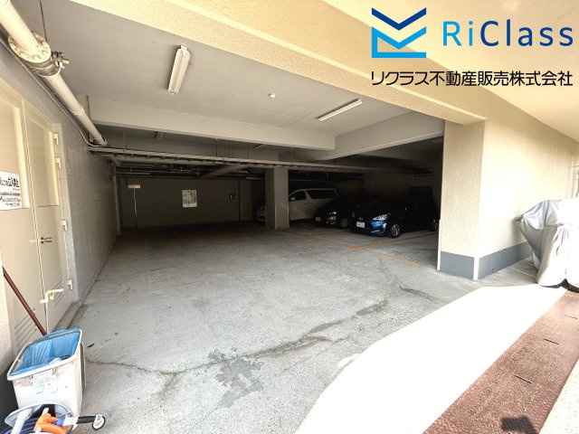 高取台サンハイツの駐車場