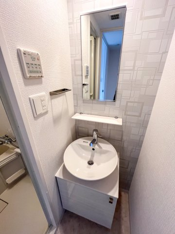 エスリード大阪リエートの洗面所