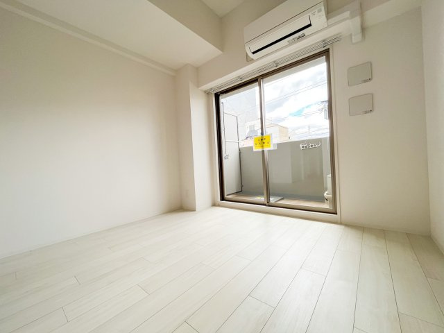 エスリード大阪リエートの居間・リビング