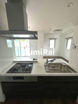 【キッチン】 | ヴィラ レ ユーフォリアキタノ