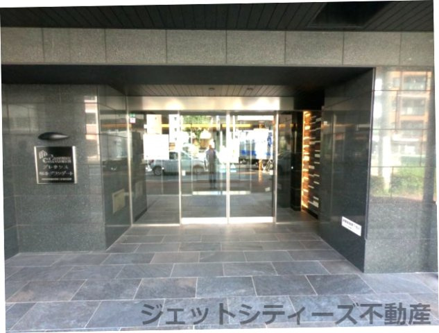 【エントランス】 | プレサンス塚本グランゲート