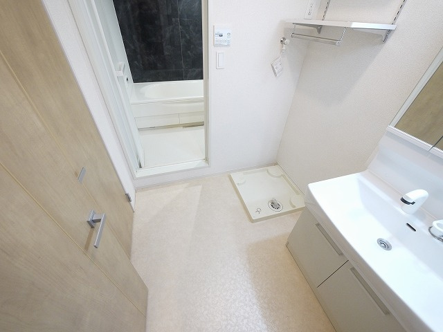 エレガンス　ハネカの洗面所