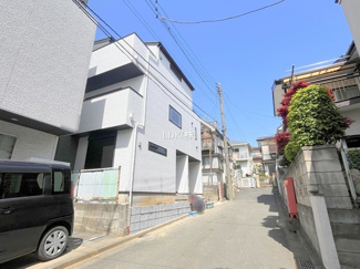 【前面道路含む現地写真】 | 建物完成（撮影：'24/04/16）