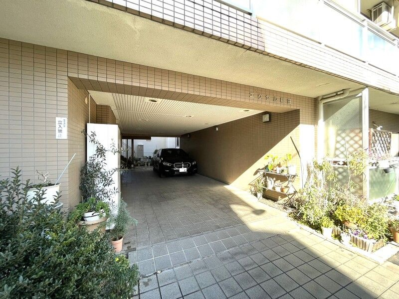 エクセル稲田のエントランス