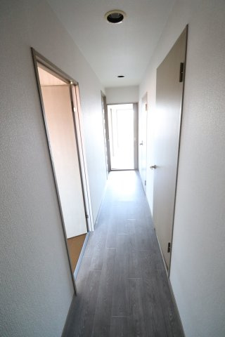 エクセル稲田の玄関