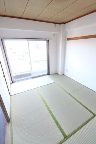 エクセル稲田の和室
