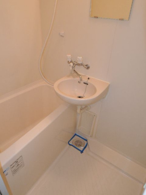 【浴室】 | OMK大橋駅前 | 別号室の写真になります。現況優先。