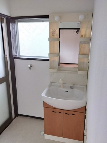 昭和町１丁目戸建ての洗面所