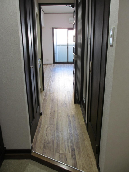 【玄関】 | ライオンズマンション博多駅南第2 | 別号室の写真になります。現況優先。