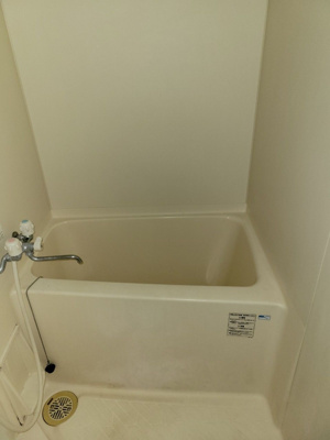 【浴室】 | ダイナコートエスタディオレシェンテ | 別号室の写真になります。現況優先。