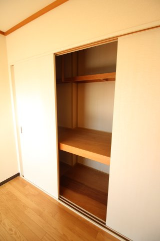 シャルマン百合丘の収納