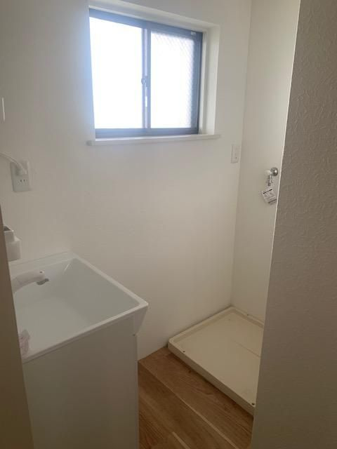 久留米市朝妻町のアパートの洗面所