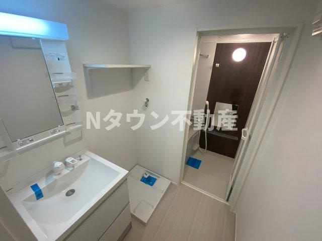 【洗面所】 | ダフォディル | 広い洗面スペース