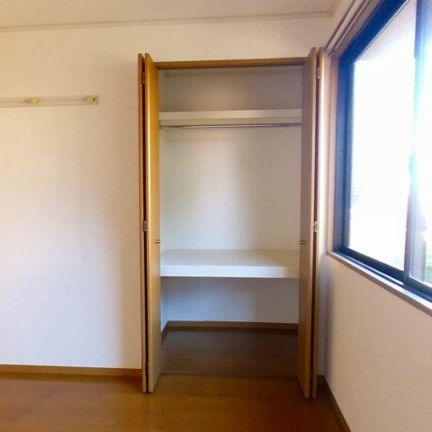 アフローテ山川の収納|同建物の別タイプ写真です。