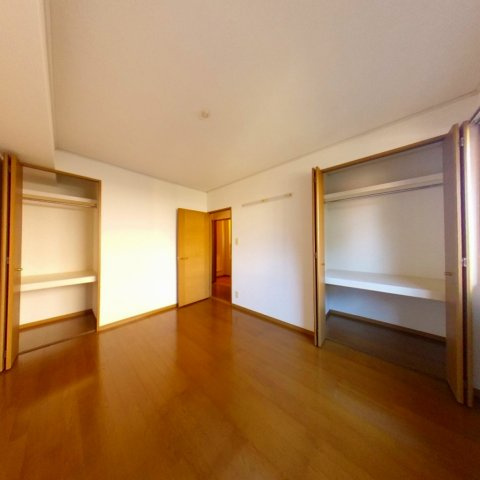 アフローテ山川の寝室|同建物の別タイプ写真です。