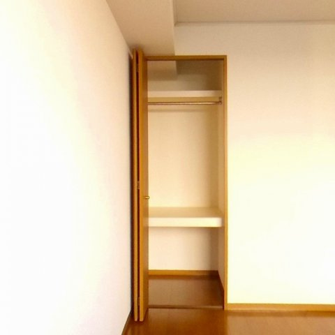 アフローテ山川の収納|同建物の別タイプ写真です。