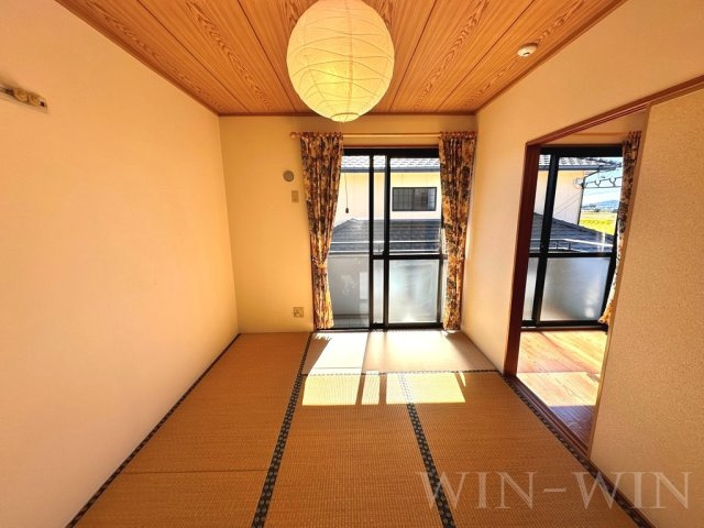 ユトリロ牟呂水神の和室