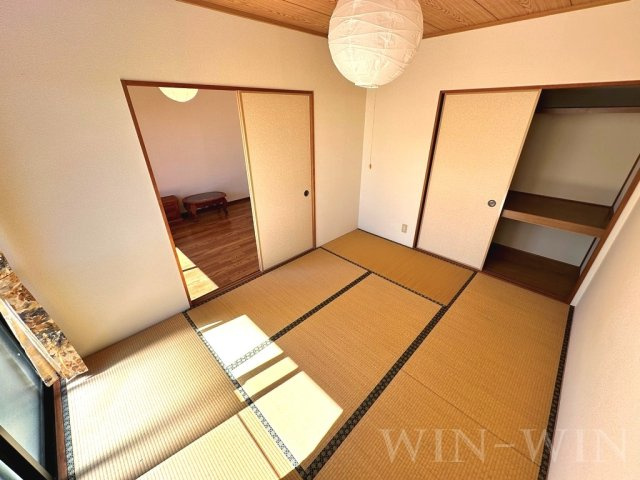 ユトリロ牟呂水神の寝室