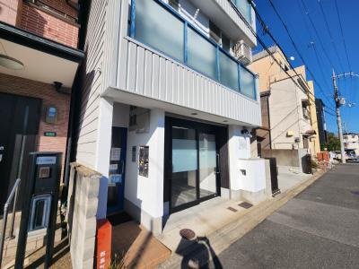 CORAL HOUSE（コーラルハウス）のエントランス