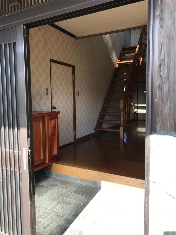 casa giapponese　　カーサ・ジャポネーゼ 　の玄関|明るい玄関です