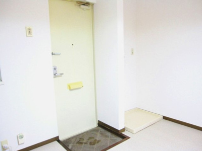 【玄関】 | マロニエハイツ