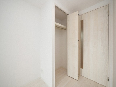 【収納】 | エスリードレジデンス梅田グランデ | 十分な収納スペースがあります