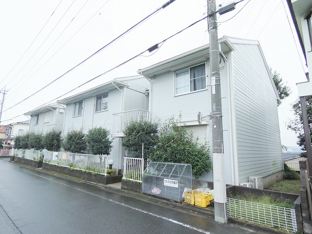 プレジール旭が丘の外観