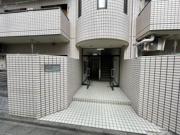 【エントランス】 | アルカディア駒沢