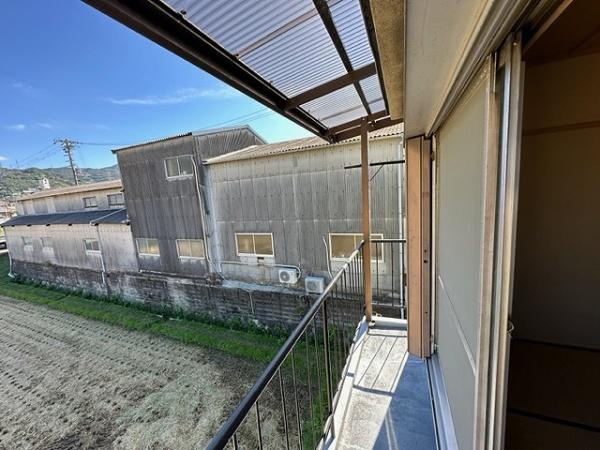 【バルコニー】