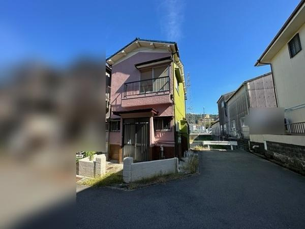 【前面道路含む現地写真】