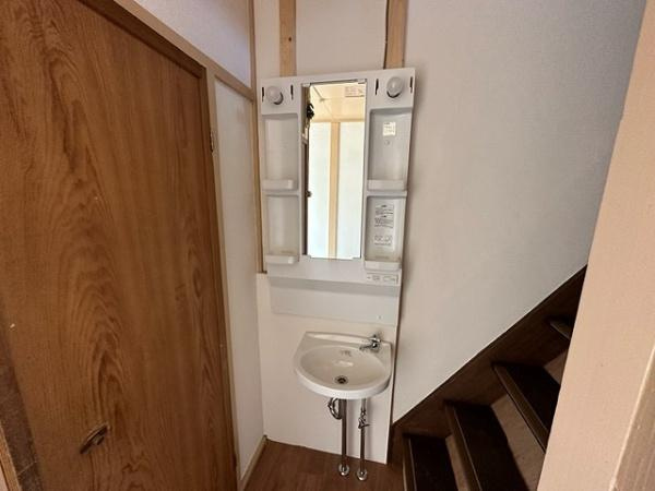 【独立洗面台】